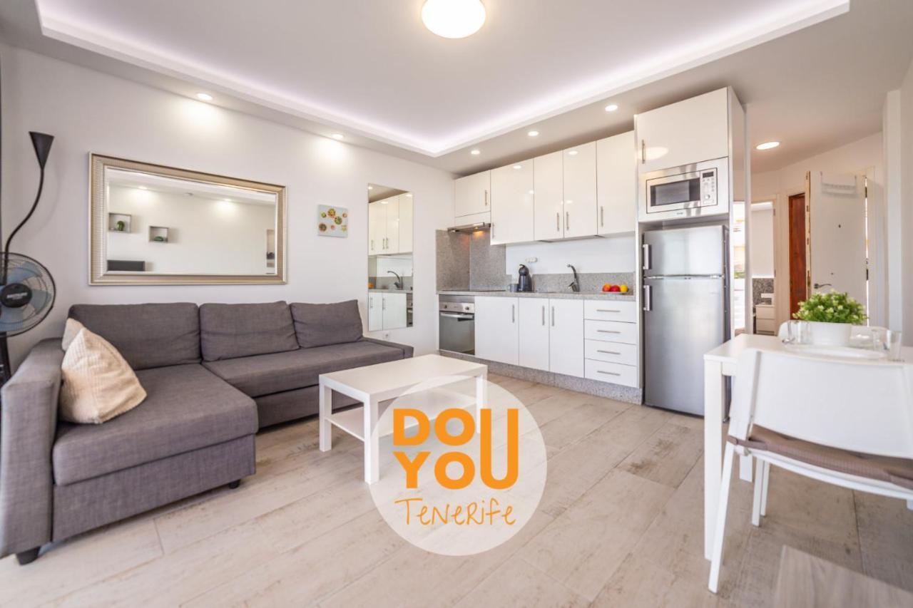 Holiday Apartments Oasis Los Cristianos  Exterior photo