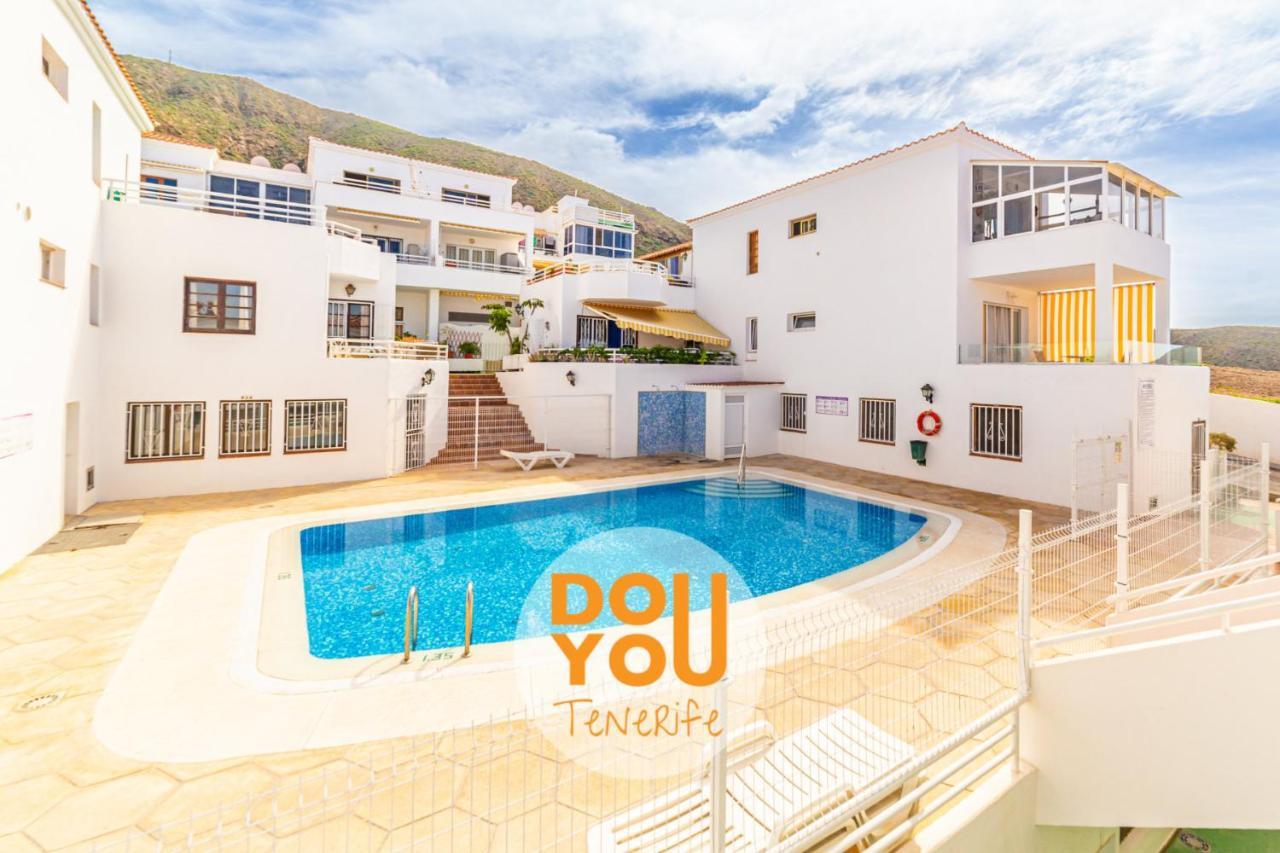 Holiday Apartments Oasis Los Cristianos  Exterior photo