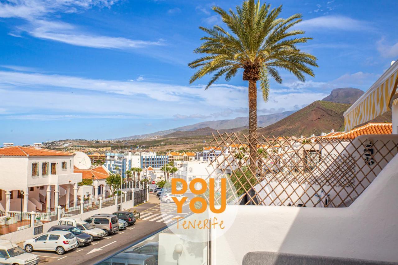 Holiday Apartments Oasis Los Cristianos  Exterior photo