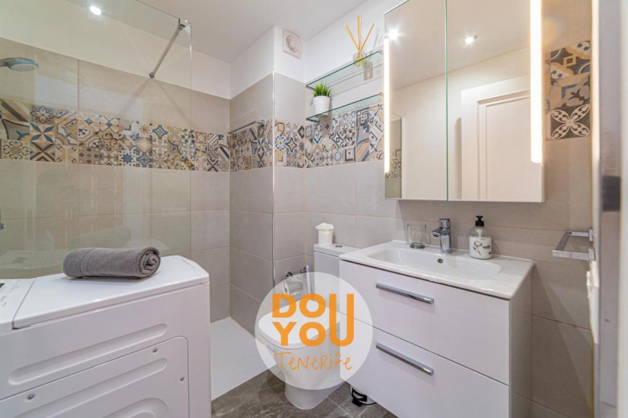 Holiday Apartments Oasis Los Cristianos  Exterior photo